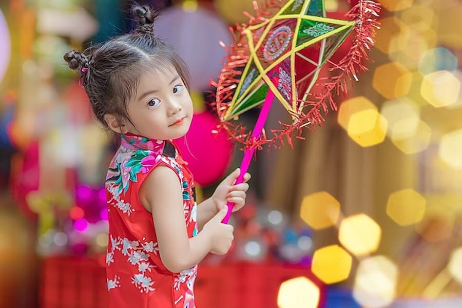 Chụp ảnh Tết Trung Thu cho bé tại Huế: Tại sao không?