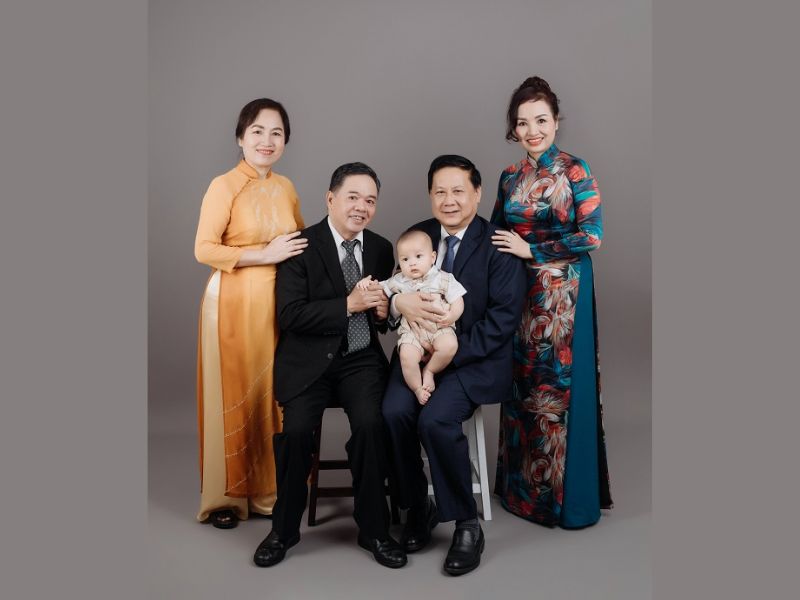 Chụp ảnh gia đình Tết: Dịch vụ được săn đón nhất dịp cuối năm 2025