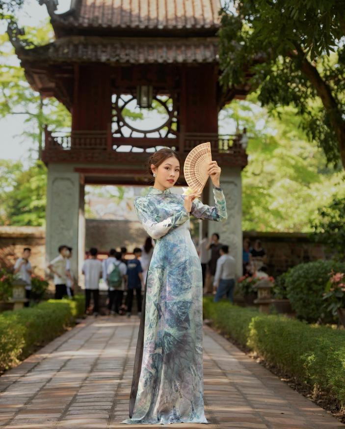 Xu hướng chụp ảnh Tết 2026 tại Hà Nội được nhiều gia đình yêu thích