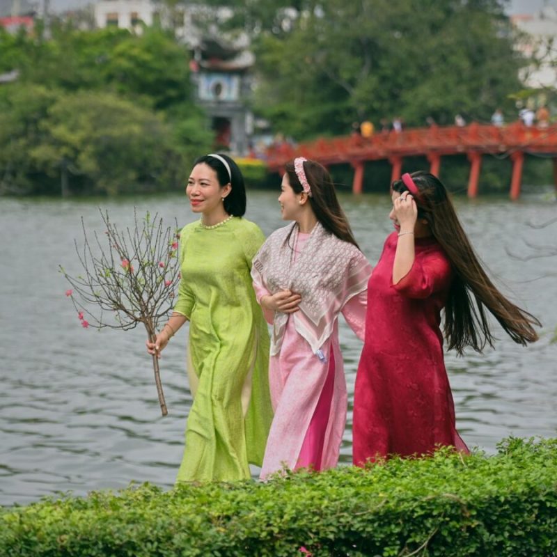 Xu hướng chụp ảnh Tết 2026 tại Hà Nội được nhiều gia đình yêu thích