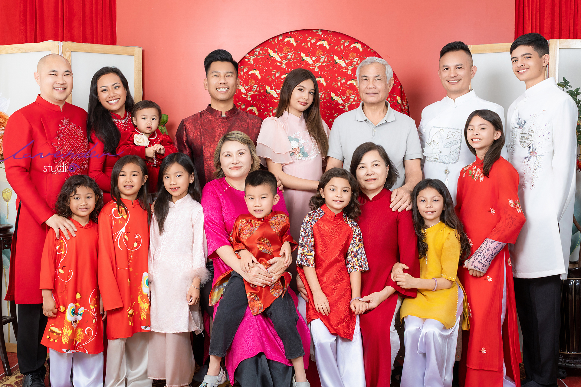 Giá chụp hình gia đình Tết 2026 tại TP.HCM mới nhất – Ưu đãi sớm