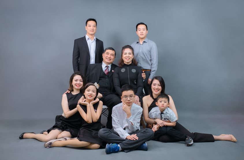 Chụp ảnh đại gia đình đẹp và rẻ ở Hà Nội